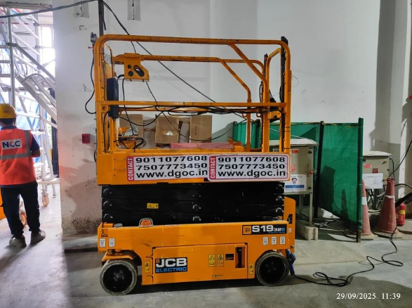 JCB S1932E – Electric Scissor Lift