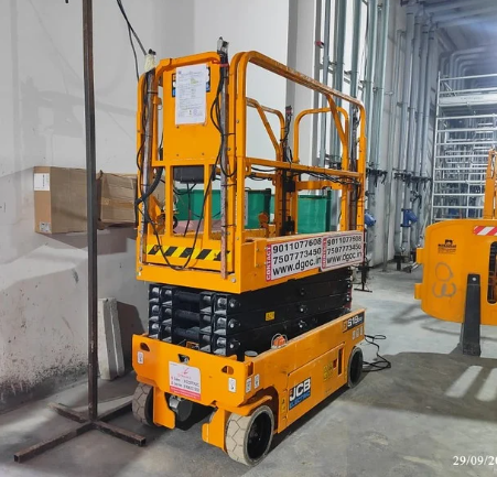JCB S1932E – Electric Scissor Lift