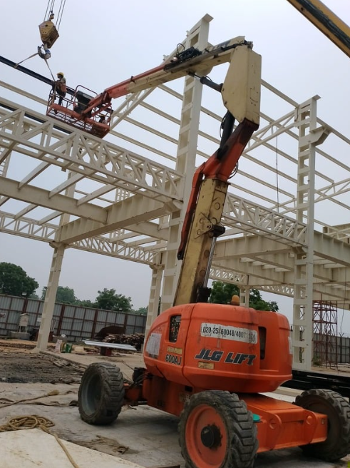 JLG 600AJ – Articulating Boom Lift